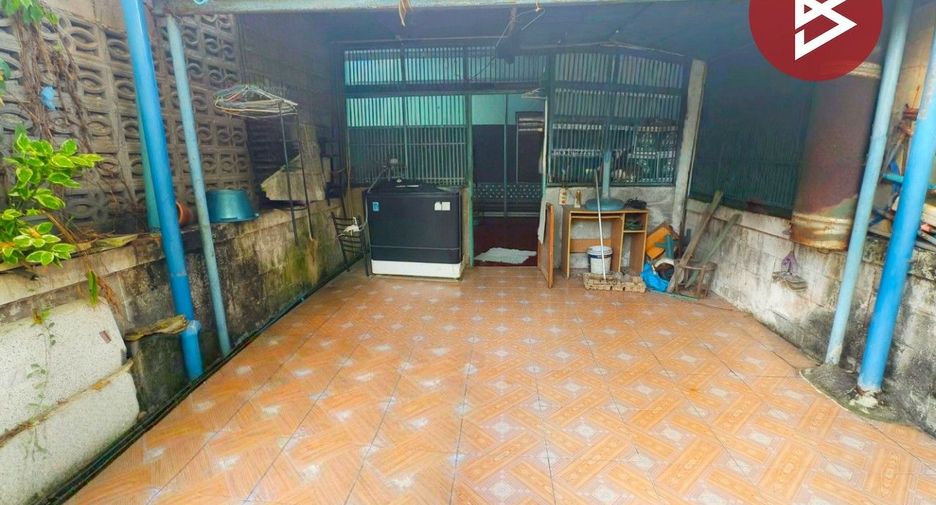 Продажа 2 спальни таунхаус в Mueang Samut Sakhon, Самутсакхон