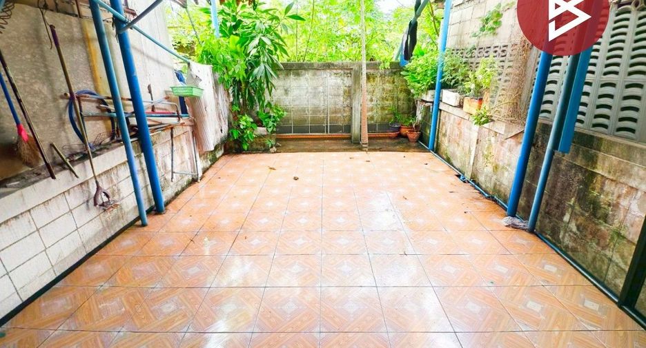 Casa adosada en venta de 2 habitaciones en Mueang Samut Sakhon, Samut Sakhon