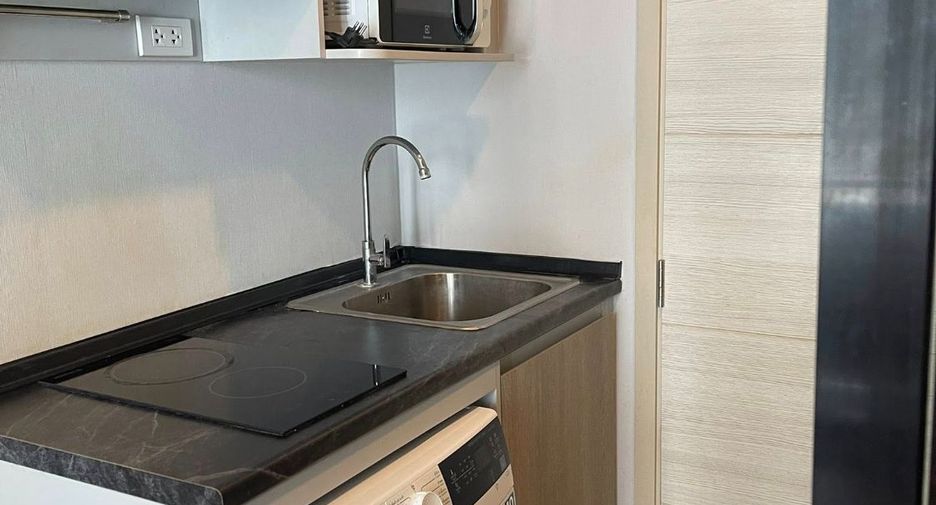 For rent 1 bed condo in Mueang Samut Prakan, Samut Prakan