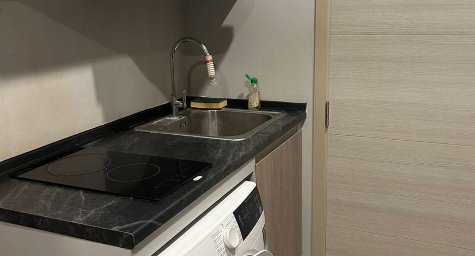 For rent 1 bed condo in Mueang Samut Prakan, Samut Prakan