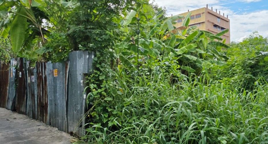 Terreno en venta en Bangkok Yai, Bangkok