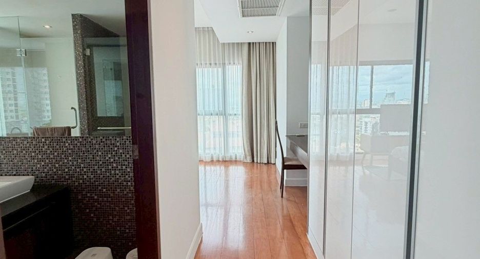 À louer 2 chambres condo à Pratumnak, Pattaya