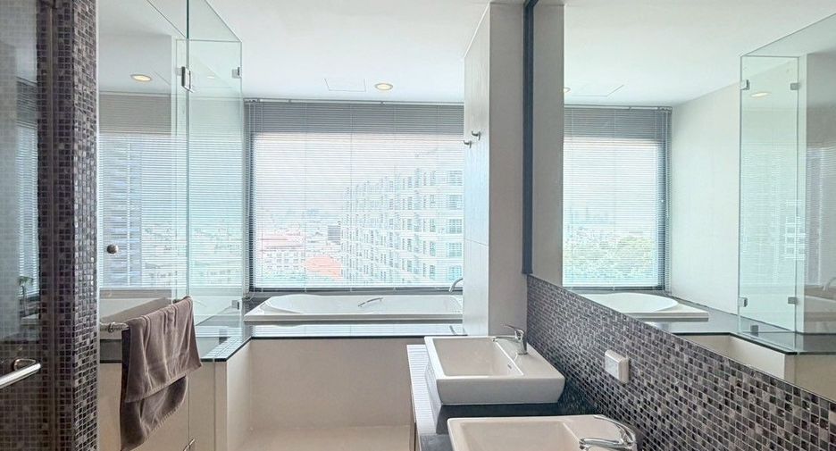 À louer 2 chambres condo à Pratumnak, Pattaya
