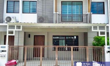 For rent and for sale 3 bedrooms townhouse in Suan Luang, Bangkok