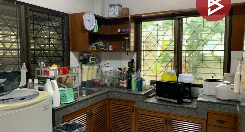 Продажа 5 спальни дом в Пращет, Бангкок