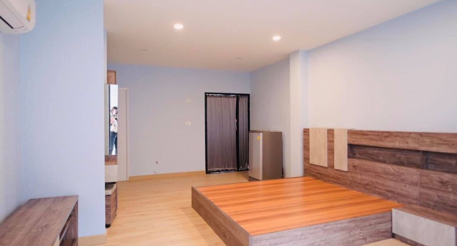 Apartamento con servicios en venta de 19 habitaciones en Mueang Nakhon Ratchasima, Nakhon Ratchasima