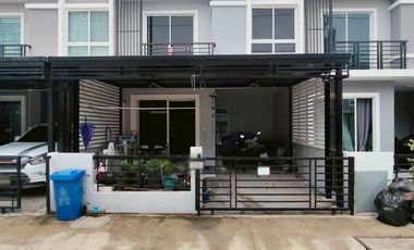 For sale 3 ベッドルーム townhouse in Mueang Samut Prakan, Samut Prakan