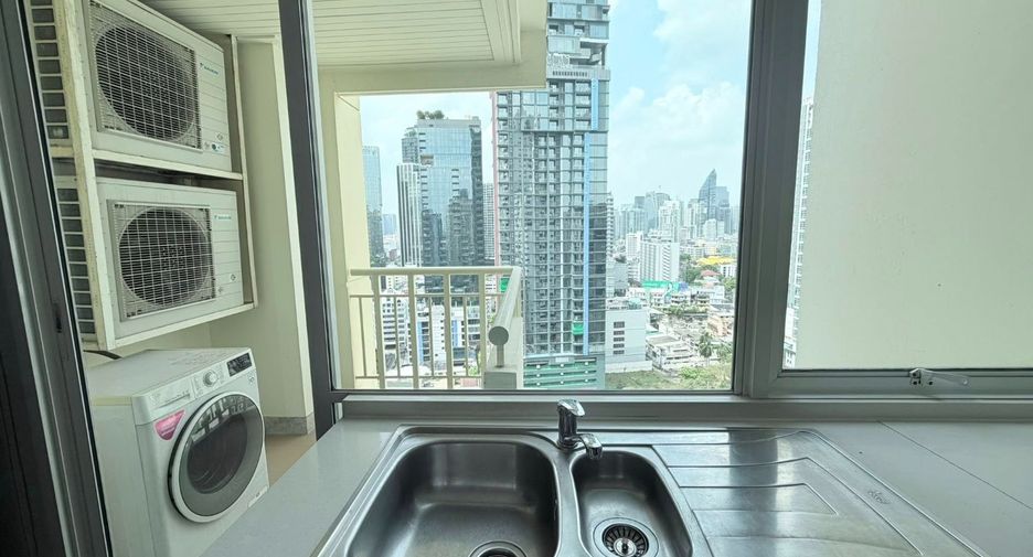 For rent and for sale 2 bedrooms condo in Watthana, Bangkok