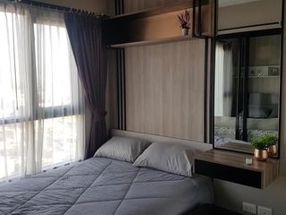 Condo en alquiler de 1 habitaciones en Huai Khwang, Bangkok