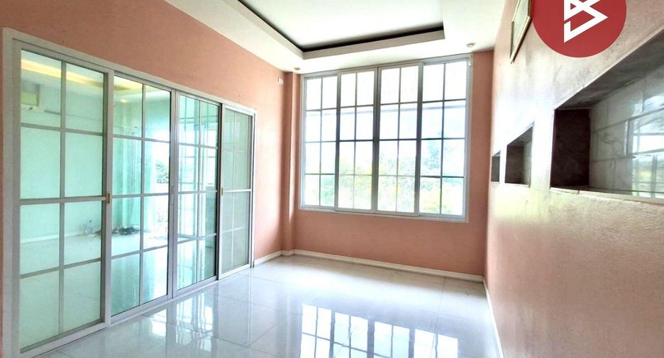 À vendre 2 chambres maison à Mueang Uttaradit, Uttaradit