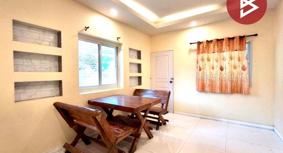 À vendre 2 chambres maison à Mueang Uttaradit, Uttaradit