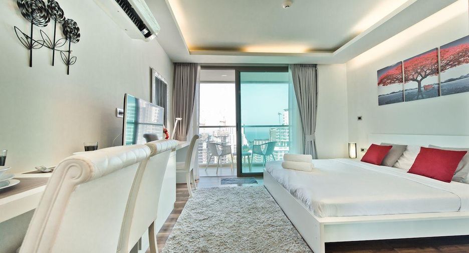 For rent and for sale studio condo in Pratumnak, Pattaya