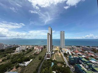 For rent 2 bedrooms condo in Bang Lamung, Chonburi
