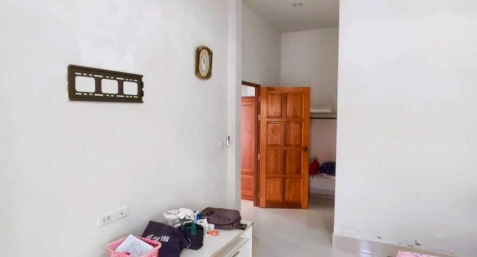 For sale 3 ベッドルーム townhouse in Kathu, Phuket