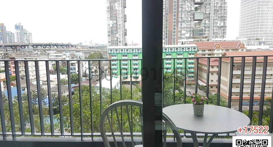 Condo en venta de 2 habitaciones en Bang Na, Bangkok