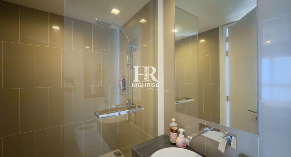 Condo en alquiler de 2 habitaciones en North Pattaya, Pattaya