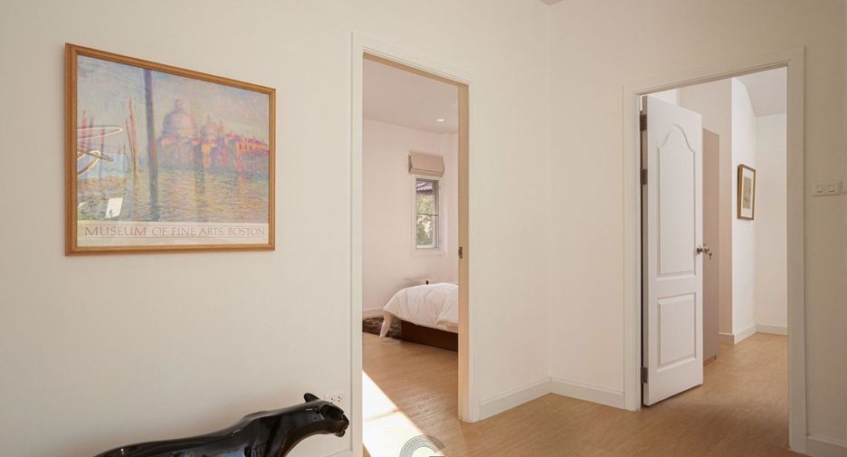 For rent 4 bedrooms house in Mueang Chiang Mai, Chiang Mai