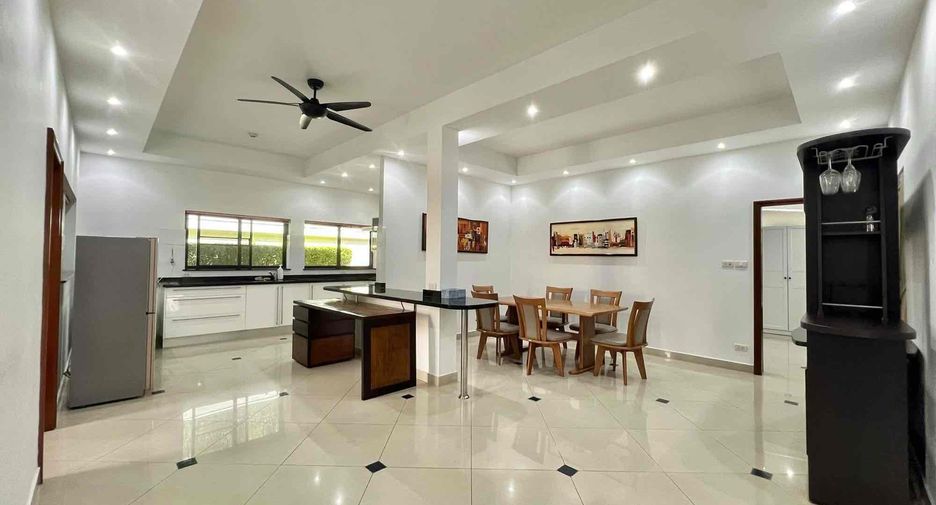 Villa en venta de 3 habitaciones en Jomtien, Pattaya