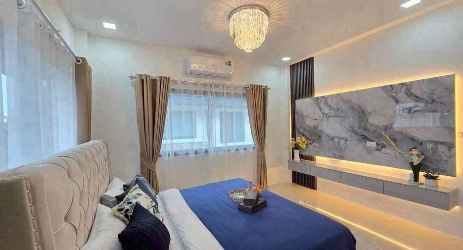 Casa en alquiler de 5 habitaciones en East Pattaya, Pattaya