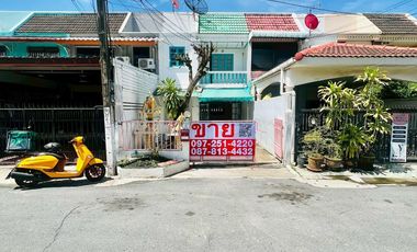 For sale 2 bedrooms townhouse in Bueng Kum, Bangkok