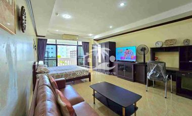 À louer et à vendre studio condo à Pratumnak, Pattaya