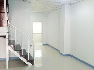 出售 2 卧室 联排别墅 在 Lam Luk Ka, Pathum Thani