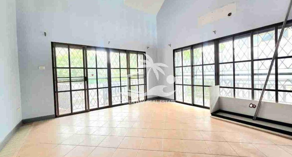 À vendre 3 chambres maison à East Pattaya, Pattaya