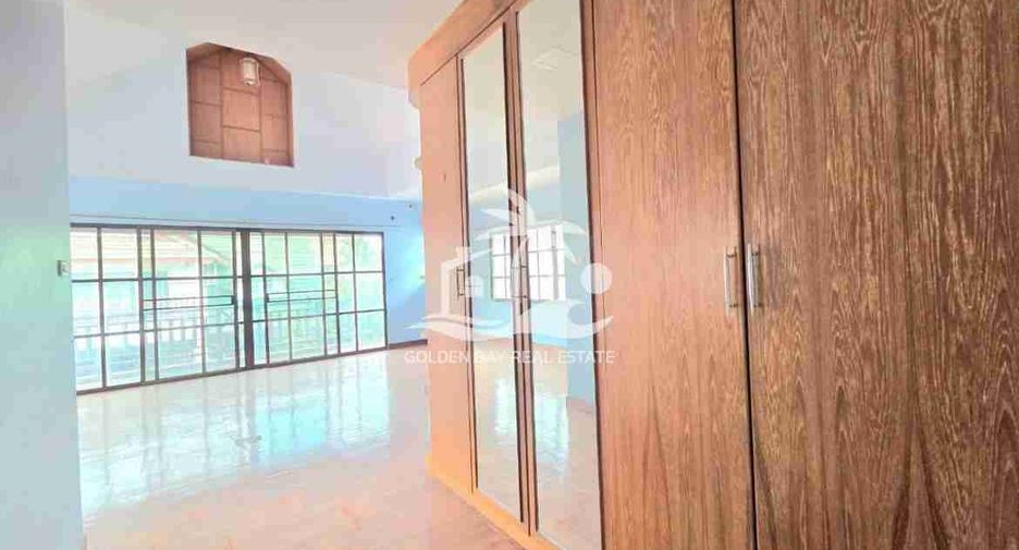 À vendre 3 chambres maison à East Pattaya, Pattaya