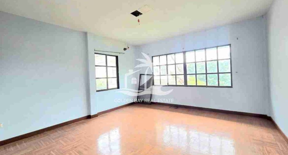 À vendre 3 chambres maison à East Pattaya, Pattaya
