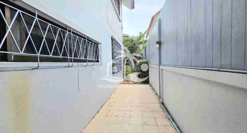 À vendre 3 chambres maison à East Pattaya, Pattaya