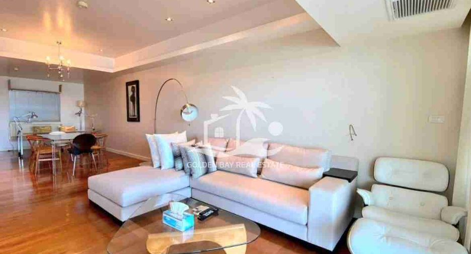 For rent 2 bedrooms condo in North Pattaya, Pattaya
