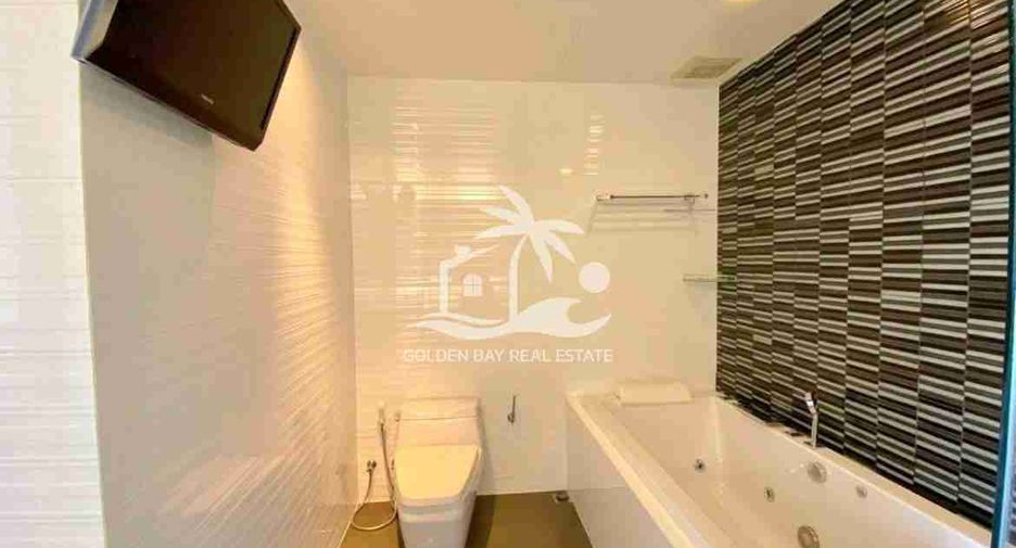 For rent 2 bedrooms condo in North Pattaya, Pattaya