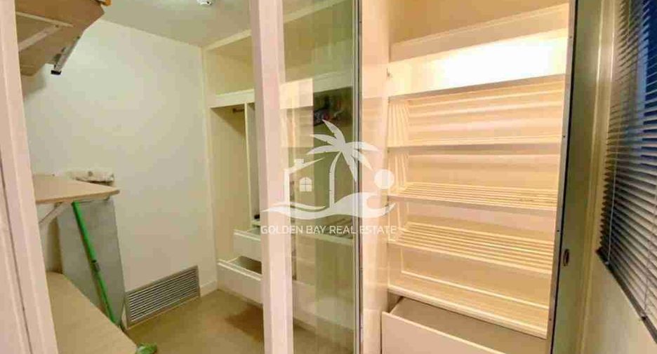 For rent 2 bedrooms condo in North Pattaya, Pattaya