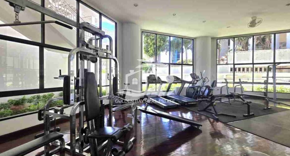 For rent 2 bedrooms condo in North Pattaya, Pattaya