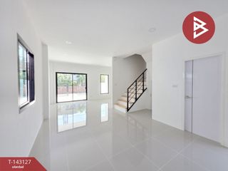 出售 3 卧室 联排别墅 在 Mueang Samut Prakan, Samut Prakan