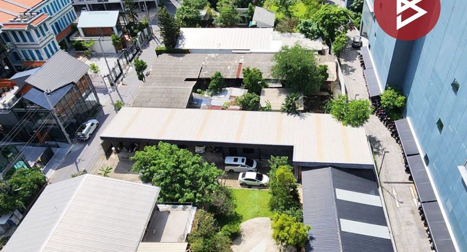 Condo en venta de 2 habitaciones en Bang Na, Bangkok