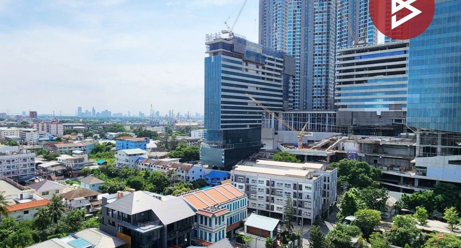 Condo en venta de 2 habitaciones en Bang Na, Bangkok