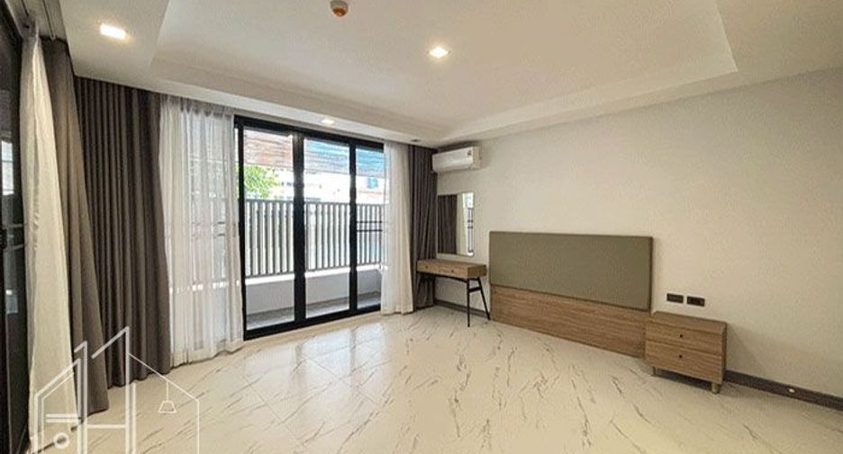 À louer 1 chambre condo à Watthana, Bangkok