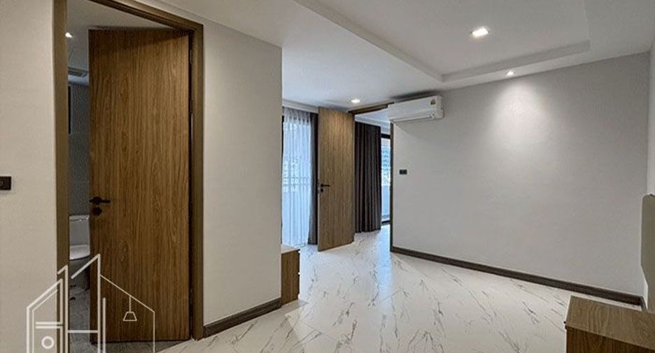 À louer 2 chambres condo à Watthana, Bangkok