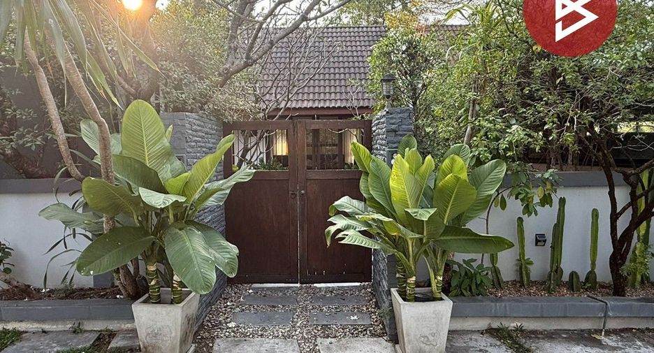 For sale 10 bedrooms house in Lat Krabang, Bangkok