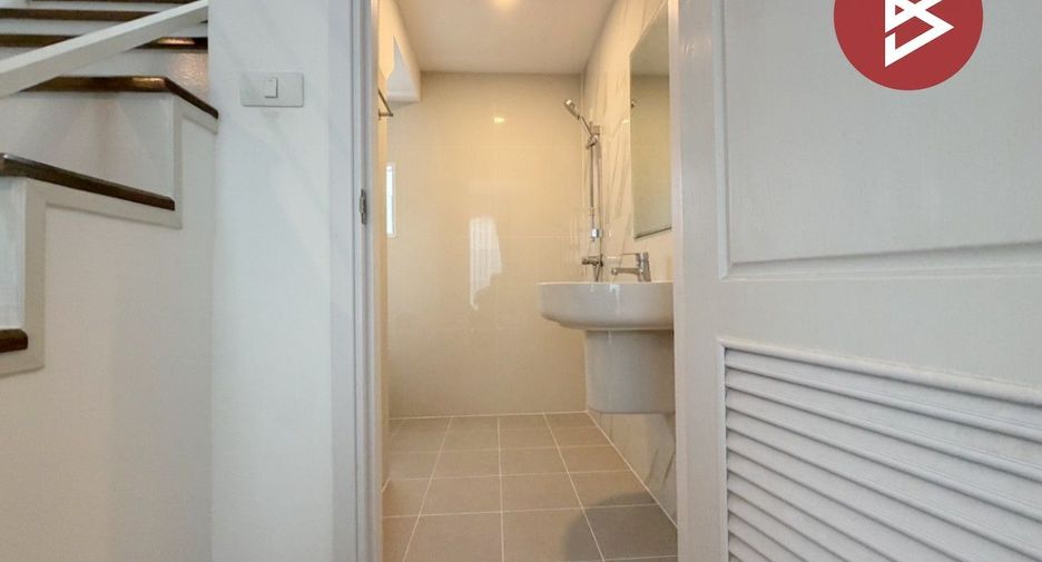 For sale 3 ベッドルーム house in Ban Pho, Chachoengsao