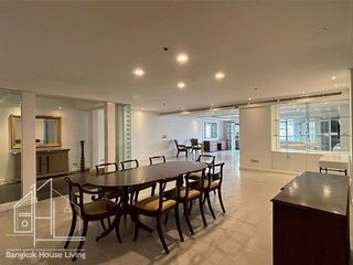 For rent 3 bedrooms condo in Watthana, Bangkok