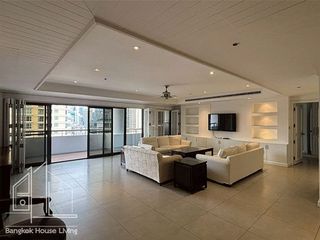 For rent 3 bedrooms condo in Watthana, Bangkok