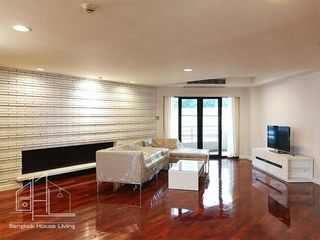 For rent 3 bedrooms condo in Khlong Toei, Bangkok