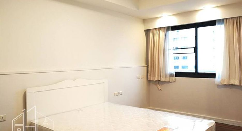 For rent 3 ベッドルーム condo in Khlong Toei, Bangkok