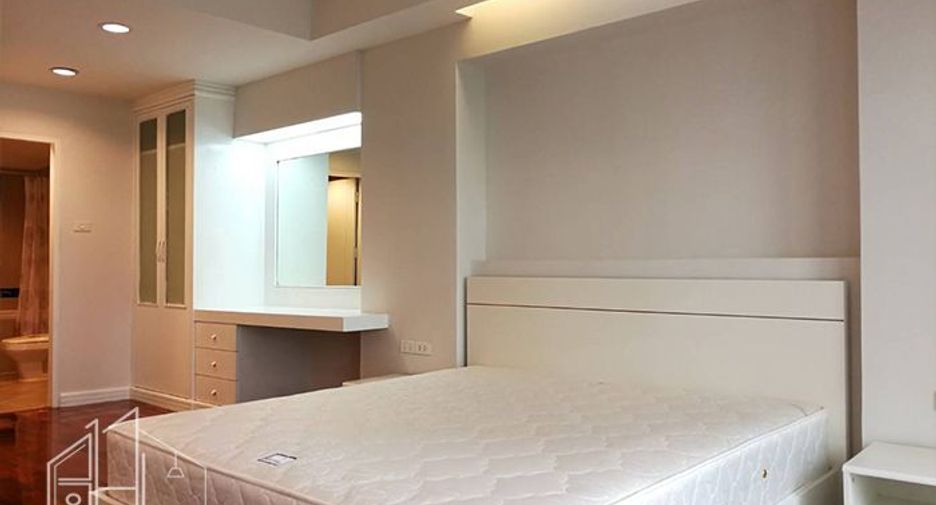 For rent 3 ベッドルーム condo in Khlong Toei, Bangkok