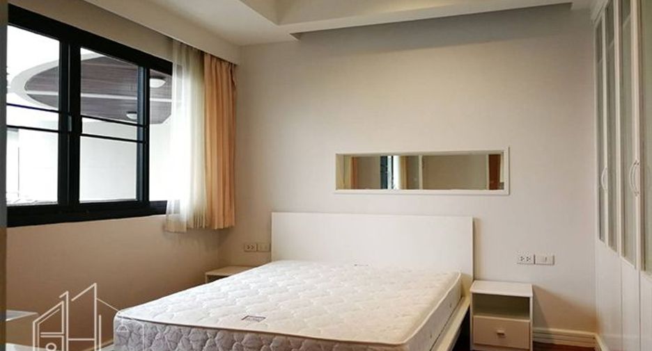 For rent 3 ベッドルーム condo in Khlong Toei, Bangkok