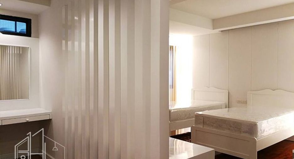 For rent 3 ベッドルーム condo in Khlong Toei, Bangkok