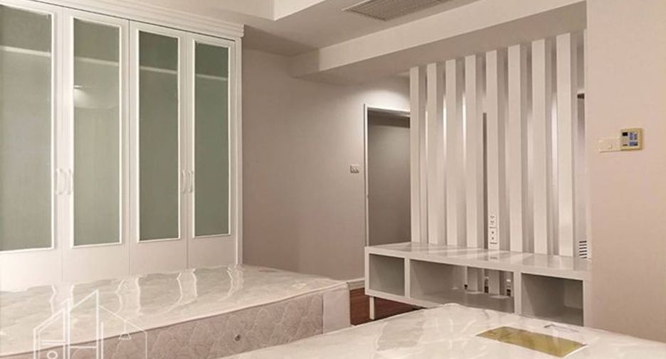 For rent 3 ベッドルーム condo in Khlong Toei, Bangkok