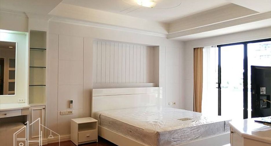 For rent 3 ベッドルーム apartment in Khlong Toei, Bangkok